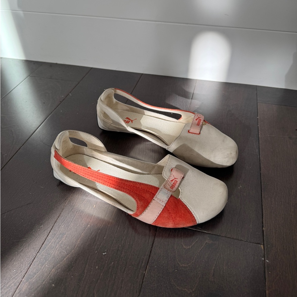 Puma Beige and Orange Flats